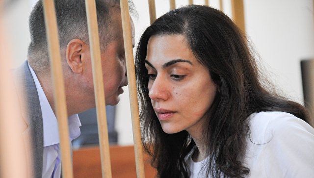 По словам защитника, Цуркан обвиняют в том, что в августе 2004 года она стала агентом молдавской спецслужбы.