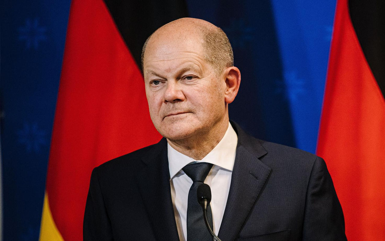 Scholz: Putin și-ar fi putut atinge obiectivele fără arme, dar el își dorea război.