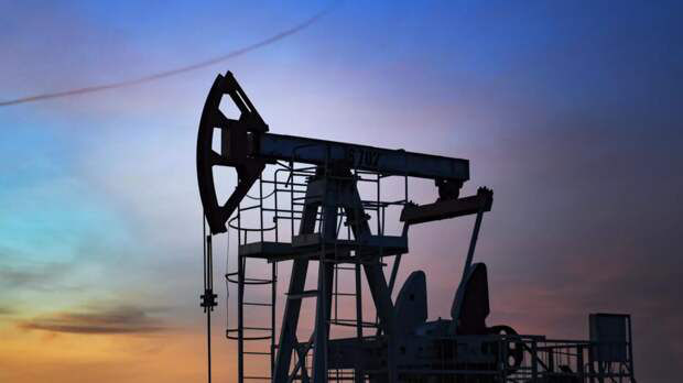 Цена нефти марки Brent опустилась ниже 86 долларов впервые с 28 сентября.