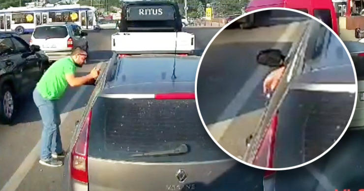 В столице водителю, выбросившему мусор на дорогу, вернули его обратно. Коллаж: Point.md