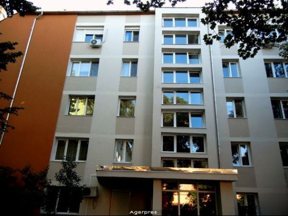 Anul 2015 a fost marcat de o scădere a prețurilor apartamentelor. Foto: agerpres.ro