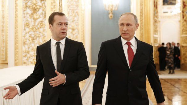 Президент Россиии Владимир Путин усиливает контроль над Донбассом.