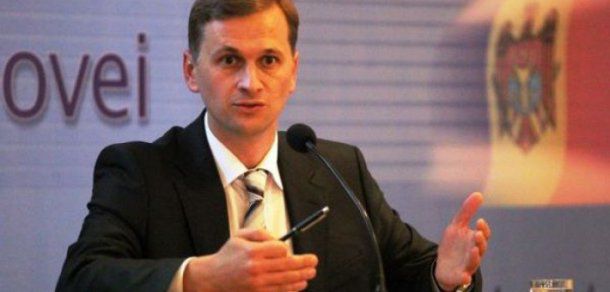 Drăguțanu a ajuns „să-l apere” pe Filat. Foto: st.unimedia.info
