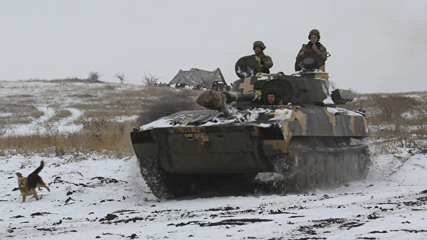 В Киеве заявили о готовности обсудить вопрос обмена пленными в Донбассе.