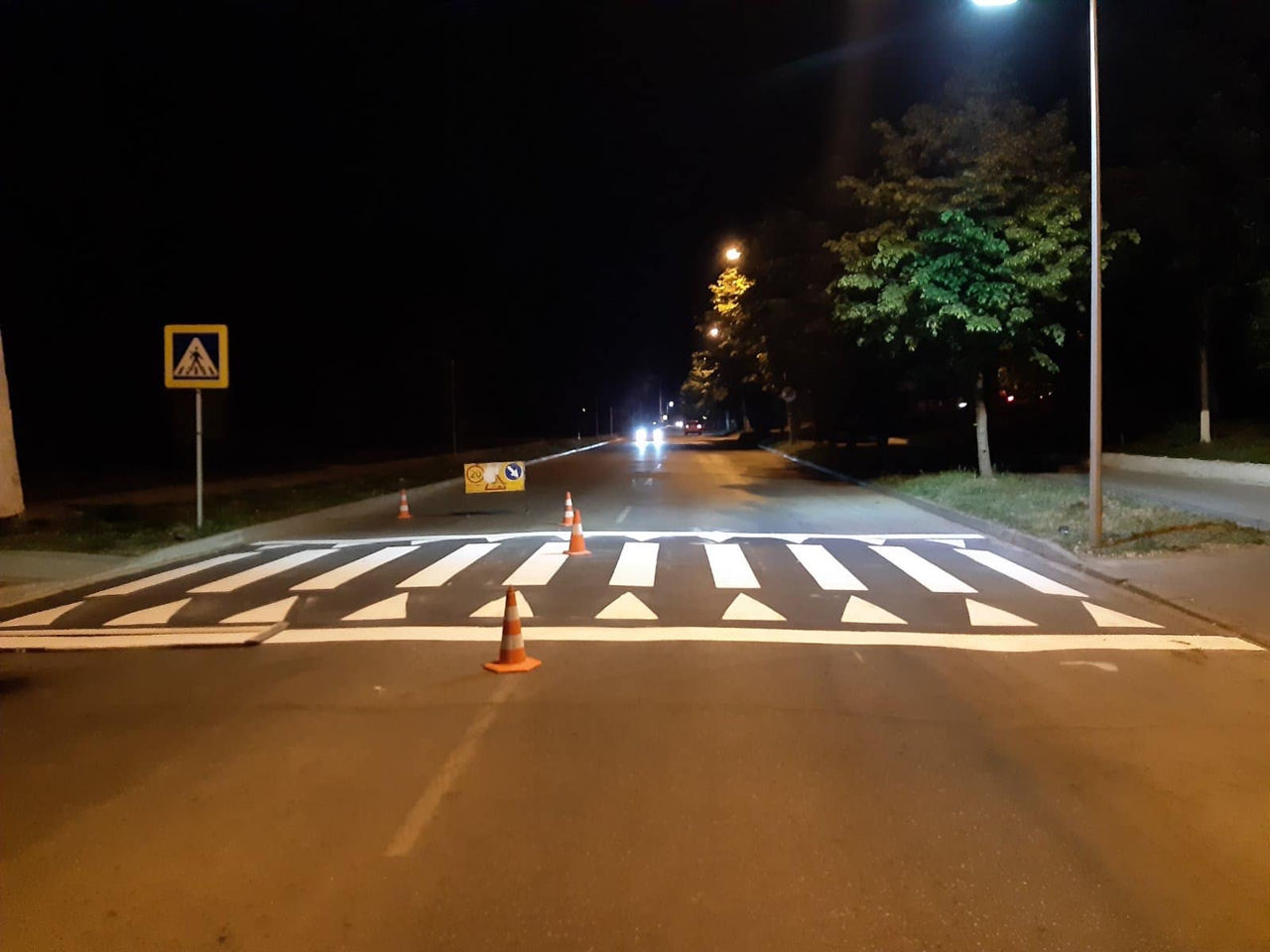 На улицах Кишинева начали обустраивать приподнятые пешеходные переходы.