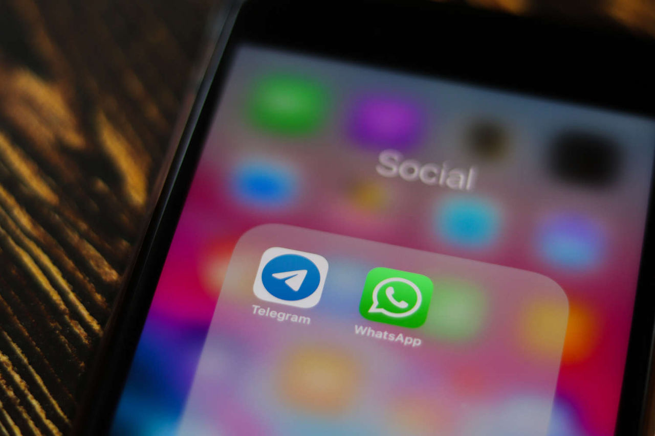 Глава WhatsApp призвал всех отказаться от Telegram.