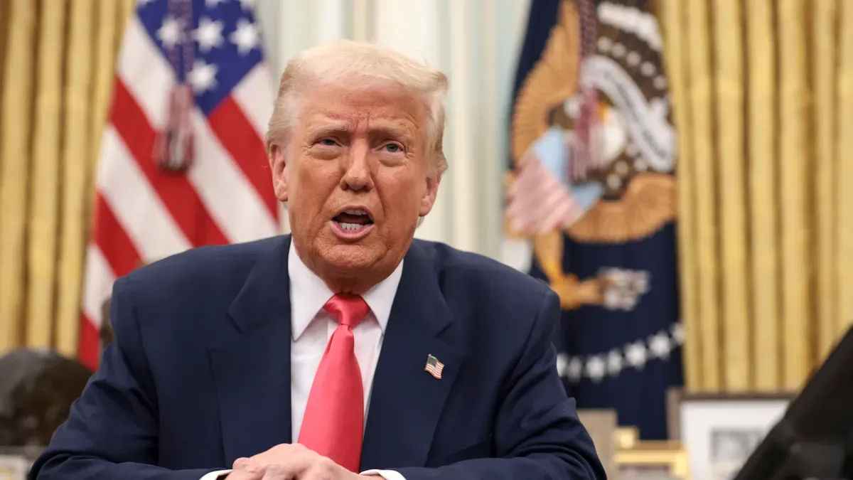 Трамп: США "почти" завершили паузу с предоставлением разведданных Украине.