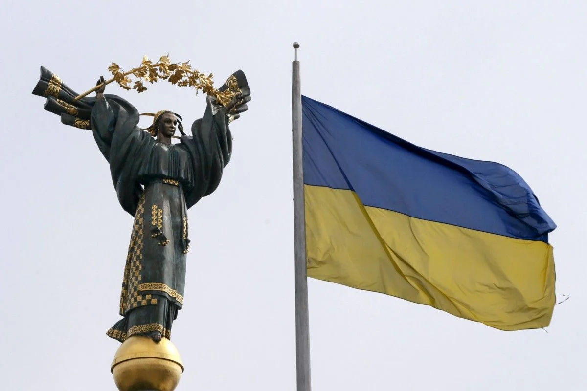 В США выпустили памятные монеты с символикой Украины: как они выглядят.