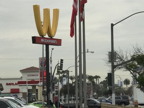 Член правления McDonald's Уэнди Льюис отметила, что шесть из десяти менеджеров американских ресторанов – женщины. Фото: Josh Haskell ‏ / Twitter.