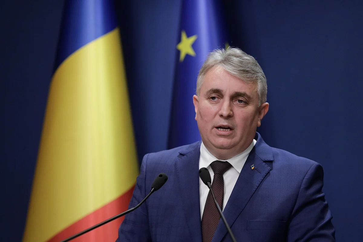 Министр внутренних дел Румынии Лучиан Боде.
