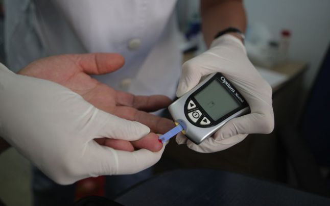 Glucometre şi teste de monitorizare a glicemiei gratuite pentru copiii diabetici. Foto: medicalplace.blogspot.ro