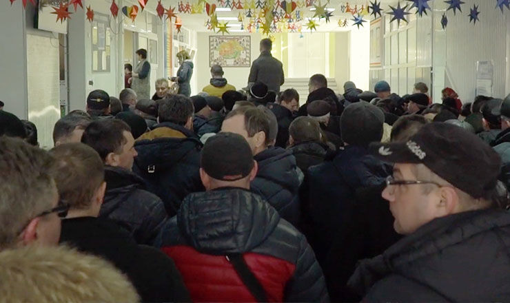 Жители Приднестровья наводнили избирательный участок в центре Кишинева.