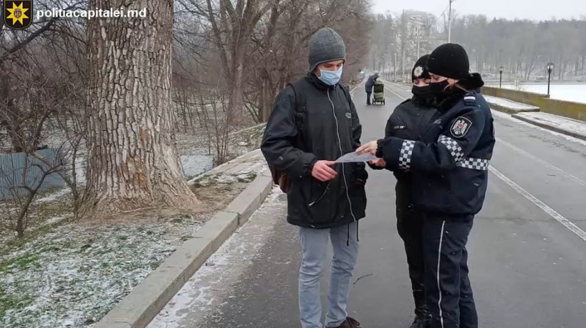 Полицейские рассказали, как обезопасить себя от уличных краж.