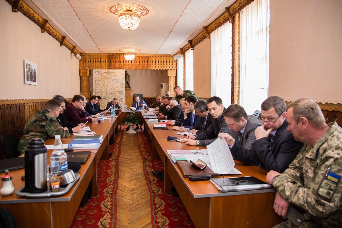 И на этой неделе не удалось разблокировать работу ОКК.