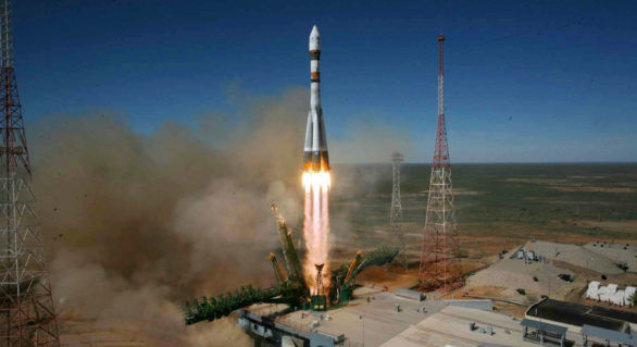 Rusia a plasat pe orbită un număr record de 73 de sateliţi într-o singură lansare. 