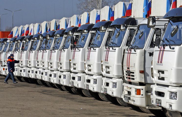 Всего в два региона около 170 автомобилей привезли более 1,8 тыс. тонн гуманитарной помощи.