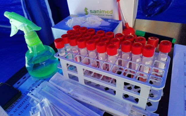 В Румынии второй день подряд фиксируют более 4000 новых случаев COVID.