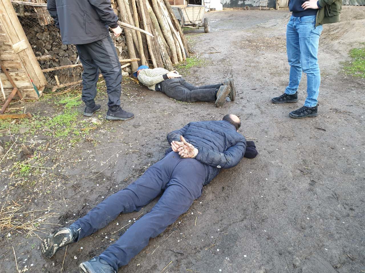 Задержаны еще два подозреваемых по делу о незаконной миграции.