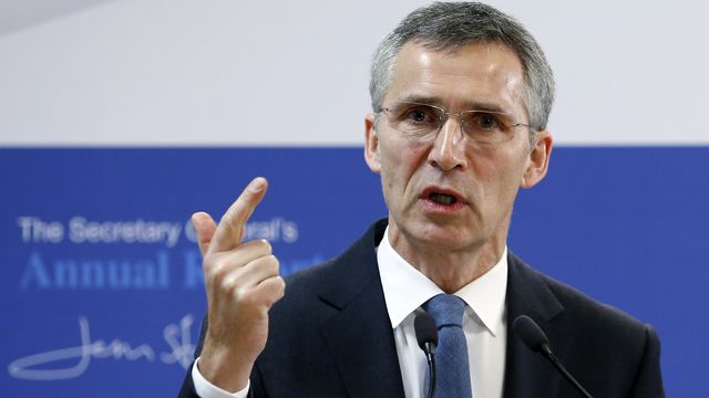 Столтенберг прибыл в Таллин для участия в работе неформального саммита министров обороны и иностранных дел ЕС.