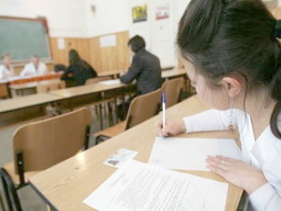 Как отметили лицеисты, тестовые задания соответствовали пройденной программе, однако были объемными.
