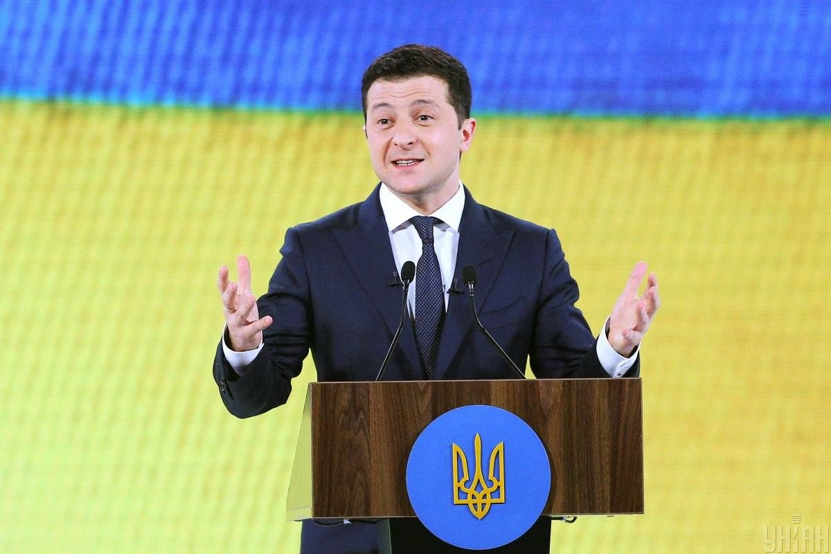 Зеленский поздравил сборную Украины с выходом в четвертьфинал Евро-2020.