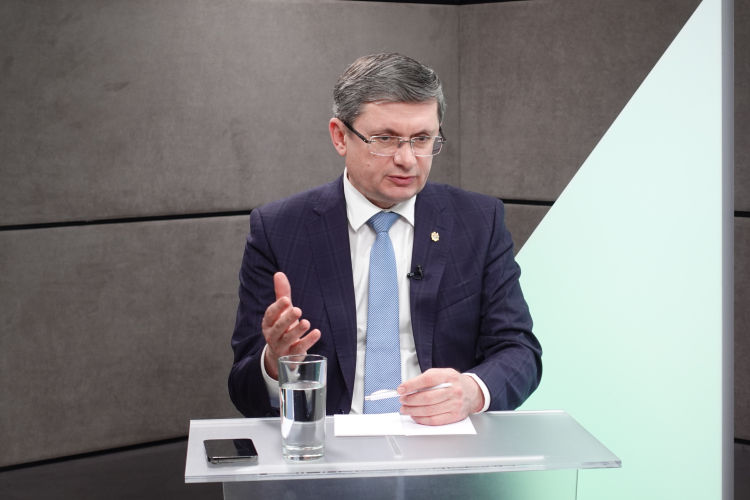 Председатель парламента Республики Молдова Игорь Гросу.