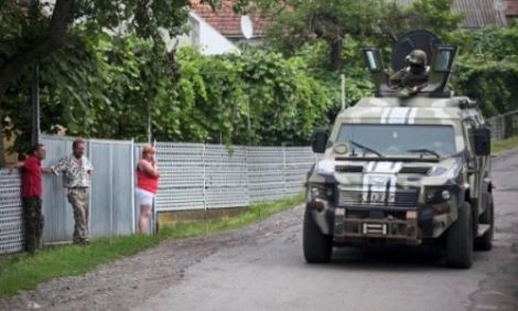 Группа этнических румын на западе Украины потребовала автономии от Киева.  Фото: AP