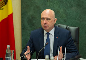 Глава правительства напомнил, что пенсионная реформа проводится в два  этапа.