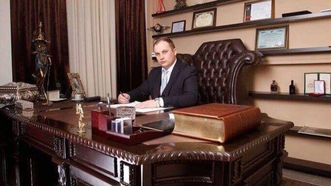 Avocatul-vedetă Valerian Mînzat va petrece nouă ani la pușcărie. 