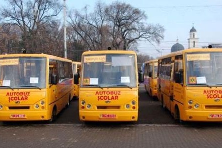 Руководители управлений обязаны систематически проверять порядок выдачи путевых листов и расход топлива.