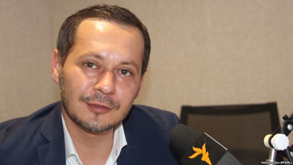 Руслан Кодряну уточнил, что взял на себя ответственность за разблокирование кризисной ситуации в Кишиневе. Фото: europalibera.org.