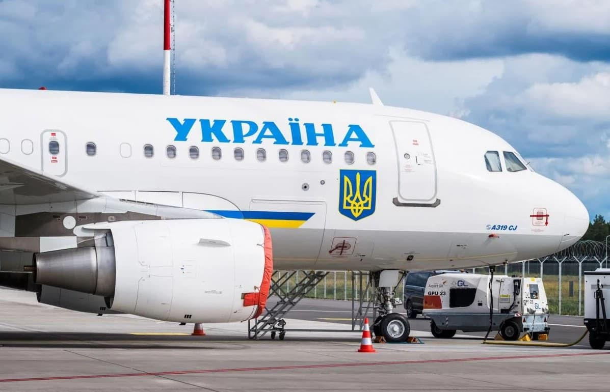 Avionul lui Zelenski s-a întors din nou din Moldova în Polonia.