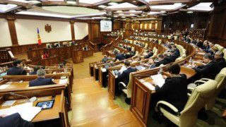 Deși pentru astăzi a fost anunțată audierea guvernatorului BNM în cadrul Comisiei parlamentare de anchetă, acest lucru nu s-a întâmplat.