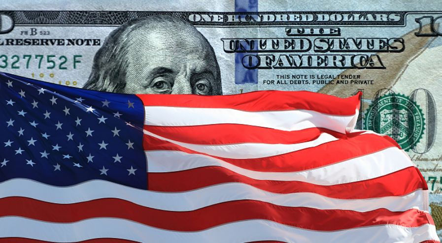 Госдолг США впервые в истории превысил $32 трлн.