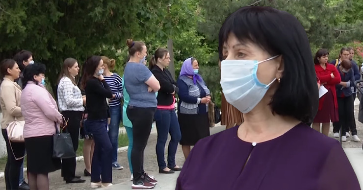 Скандал в Каушанском районе: Родители требуют увольнения директора школы.