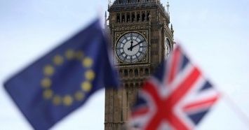 Лондон не будет уступать ЕС на переговорах по отношениям после Brexit. Фото: newsmir.info.
