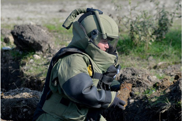 В октябре саперы уничтожили 34 взрывных устройства и 1 600 патронов.
