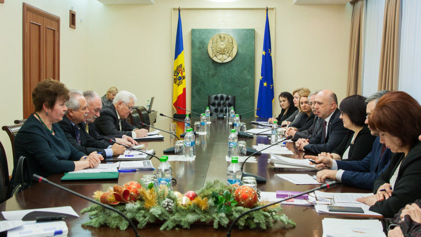 Prim-ministrul Pavel Filip a avut, astăzi, o întrevedere cu reprezentanţii Federaţiei Sindicale a Educaţiei şi Ştiinţei. 