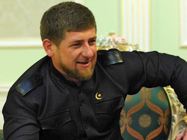 Глава Чечни Рамзан Кадыров и кубанский губернатор Александр Ткачев награждены медалями "За освобождение Крыма".