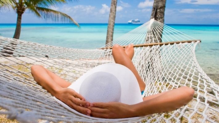 Psiholog: Vacanţele mai lungi de o săptămână, o pierdere de timp