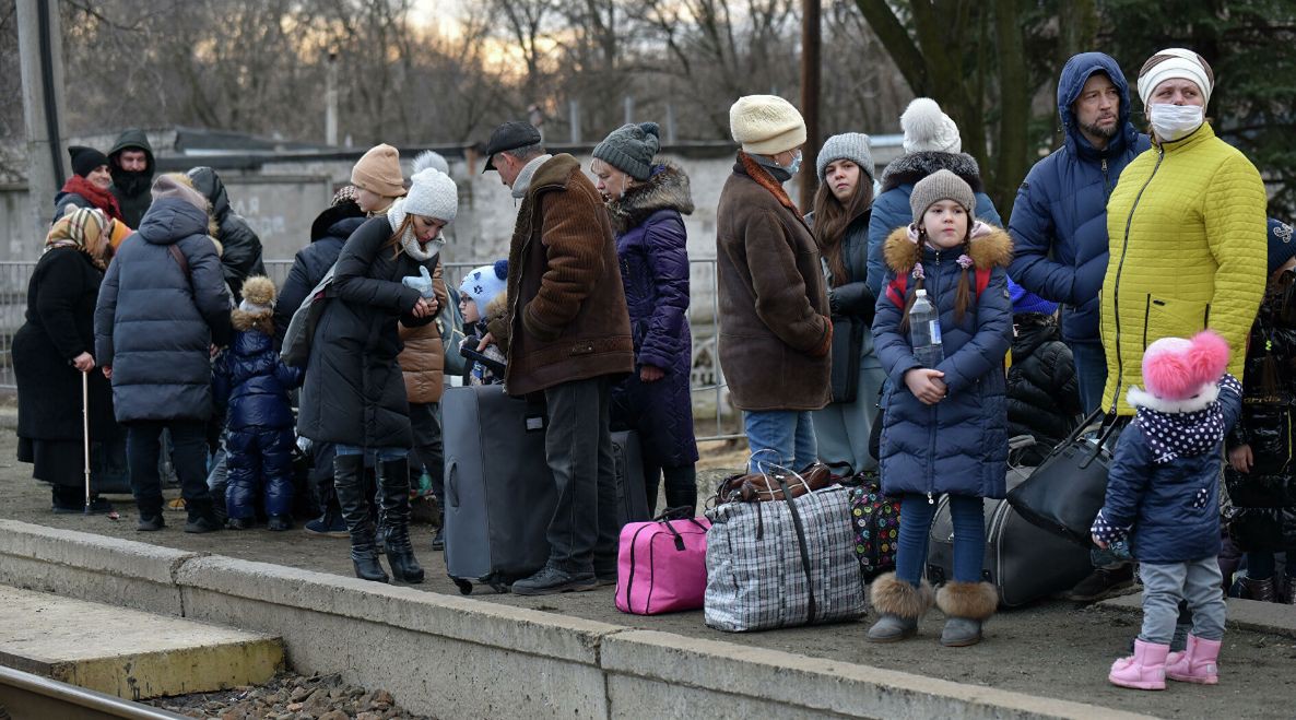 В Ростовскую область прибыли более 40 тыс. беженцев из Донбасса.
