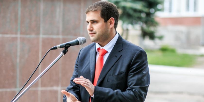 Заседание по делу Шора отложено из-за собрания судей.
