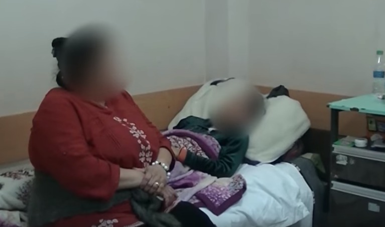 Одноклассники жестоко избили 13-летнюю ученицу столичного лицея им. Богдана Петричейку Хашдеу. 