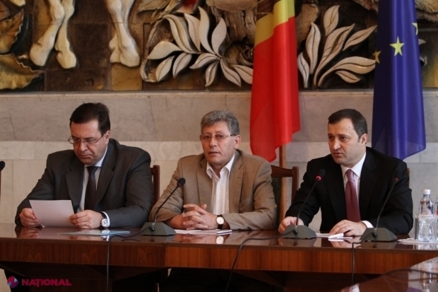 Negocierile dintre Partidul Liberal Democrat, Partidul Democrat și Partidul Liberal pentru formarea unei coaliții de guvernare proeuropene „sunt în sărbători”.