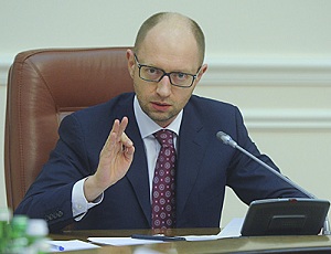 Яценюк: "Идет реализация антиукраинского, антидонецкого и антихарьковского плана".