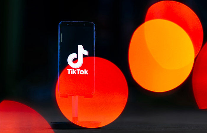 В Турции ограничили доступ к Twitter и Tiktok из-за постов о землетрясении.