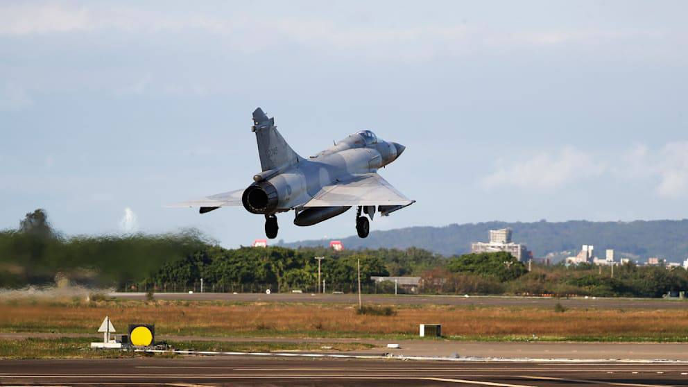 China a organizat cele mai ample exerciții militare din ultimele decenii în jurul Taiwanului.