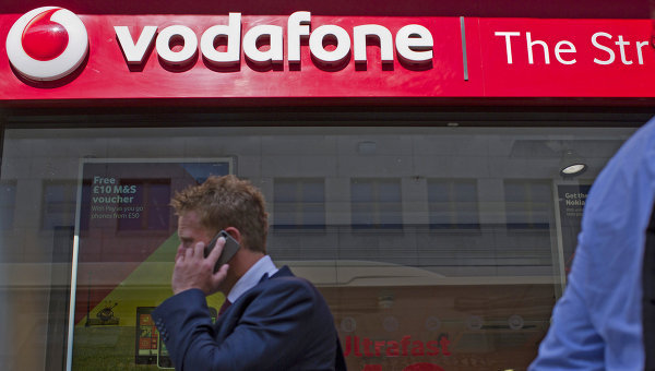 Un suspect a fost deja identificat, iar autorităţile, care au fost alertate de către Vodafone, i-au percheziţionat locuinţa.