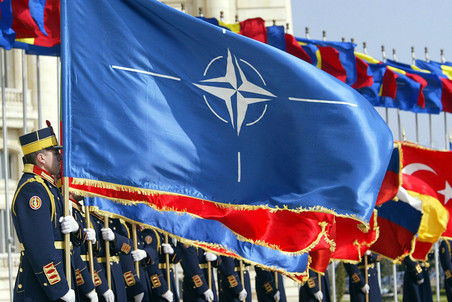 Миф №1 гласит, что Североатлантический альянс выполнил свою миссию с окончанием холодной войны.