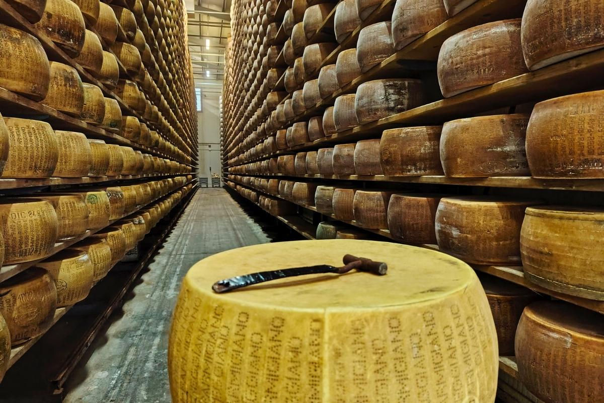 Comisia Europeană a aprobat aproape 12 milioane de euro ajutor de stat pentru producătorul italian de parmezan.